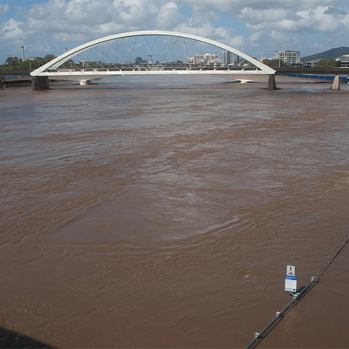 2011-brisbane-floods-min