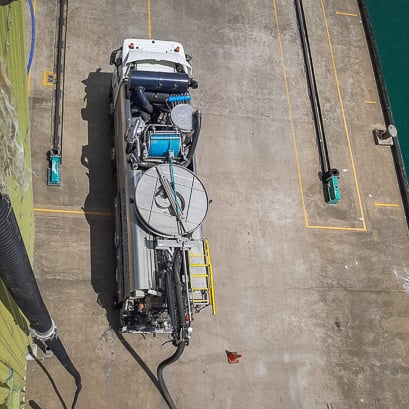 Using-the-PMA-Wet-Dry-Vac-Combo-unit-to-clean-a-sugar-port-facility
